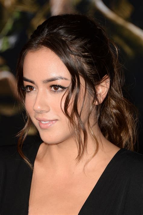 Chloe Bennet à poil : vidéos porno et sex tapes @ xHamster